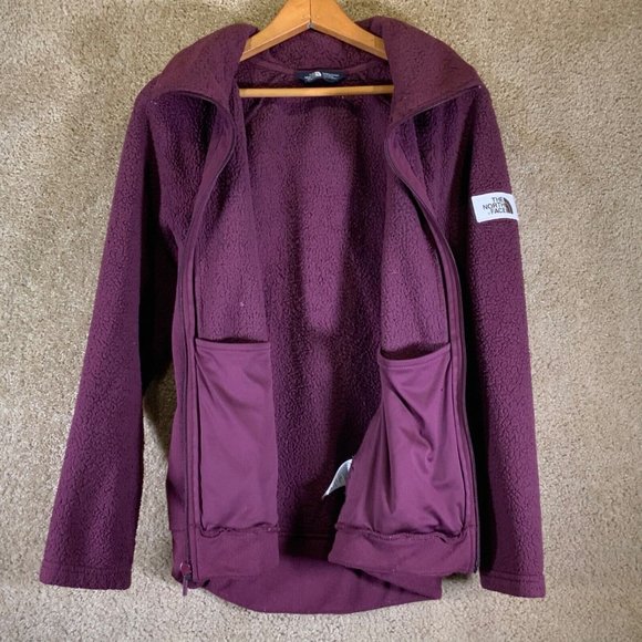 THE NORTH FACE Womens Jacket Sz Large Faux Fur Burgundy Full Zip Fleece Sweater - Picture 3 of 6